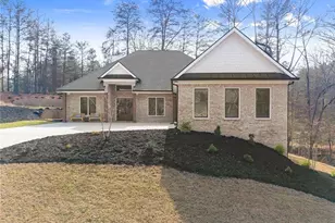 5969 Wellington Ave, Gainesville, GA 30506 - Photo 1