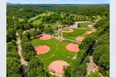 4583 Stella Drive, Atlanta, GA 30327 - Photo 81