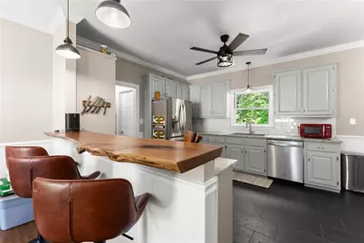 1536 Enota Avenue, Gainesville, GA 30501 - Photo 9