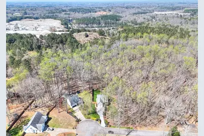 324 Heatherwood Drive, Auburn, GA 30011 - Photo 3