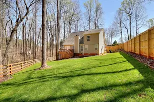 324 Heatherwood Dr, Auburn, GA 30011 - Photo 5