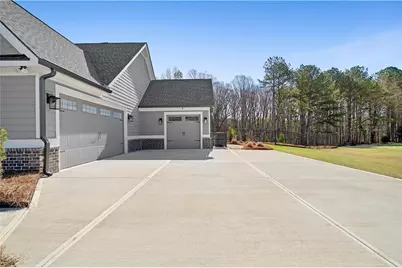 2128 Stonegate Way, Monroe, GA 30656 - Photo 9