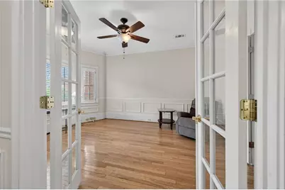 5441 Trentham Drive, Dunwoody, GA 30338 - Photo 11