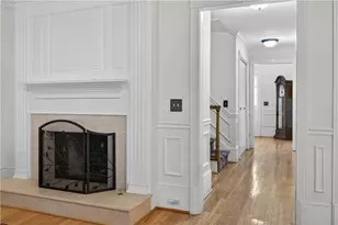 5441 Trentham Dr, Dunwoody, GA 30338 - Photo 7