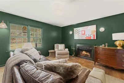 6135 White Oak Drive, Flowery Branch, GA 30542 - Photo 17