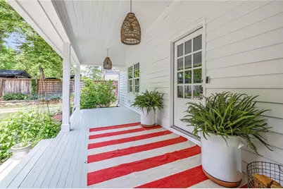 6135 White Oak Drive, Flowery Branch, GA 30542 - Photo 5