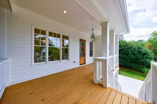 2717 Skyland Dr, Brookhaven, GA 30319 - Photo 9