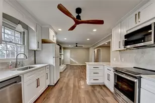 4461 S Roberts Dr, Sugar Hill, GA 30518 - Photo 17