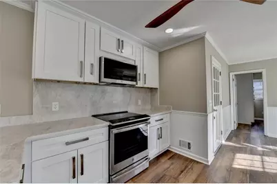 4461 S Roberts Drive, Sugar Hill, GA 30518 - Photo 11