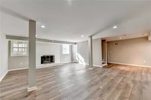 4461 S Roberts Dr, Sugar Hill, GA 30518 - Photo 39