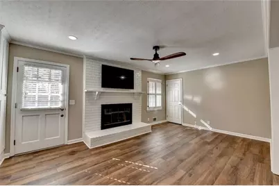 4461 S Roberts Drive, Sugar Hill, GA 30518 - Photo 9