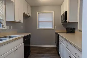 4990 Mountain Springs Way, Stone Mountain, GA 30083 - Photo 3