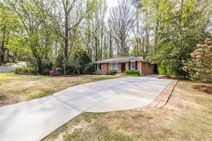 868 Scott Cir, Decatur, GA 30033 - Photo 3