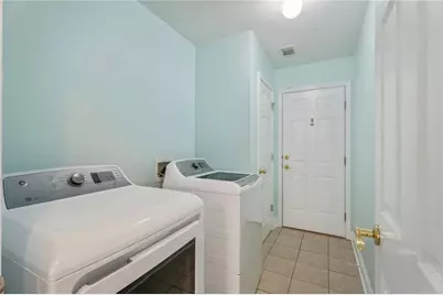 6640 Autumn Hills Drive, Cumming, GA 30028 - Photo 11