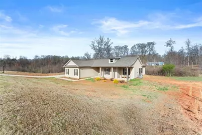 188 Fairview Meadows Drive, Demorest, GA 30535 - Photo 3