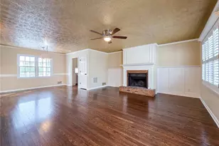 255 Martin Ridge Dr S W, Marietta, GA 30064 - Photo 7