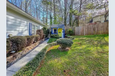 255 Martin Ridge Drive SW, Marietta, GA 30064 - Photo 5