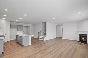 380 Capri Ct, McDonough, GA 30252 - Photo 5