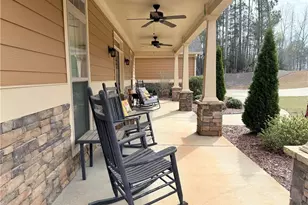 160 Hickory Ln, Covington, GA 30016 - Photo 5