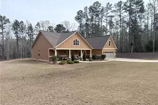 160 Hickory Ln, Covington, GA 30016 - Photo 3