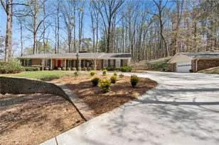 2397 St Andrews Ct NE, Atlanta, GA 30345 - Photo 3