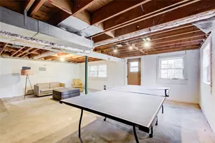 859 Candy Ln SW, Marietta, GA 30068 - Photo 17