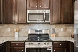 2385 Castle Keep Way, Atlanta, GA 30316 - Photo 9