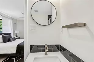 2271 Plantation Dr, Atlanta, GA 30344 - Photo 15