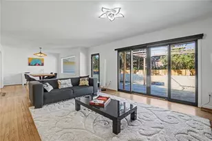 7330 Hunters Branch Dr NE, Sandy Springs, GA 30328 - Photo 19