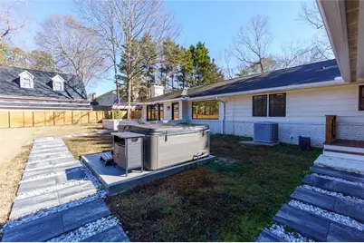 7330 Hunters Branch Drive NE, Sandy Springs, GA 30328 - Photo 39