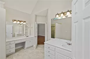 2724 Still Farms Pl, Lawrenceville, GA 30043 - Photo 15