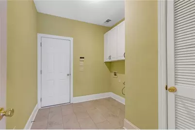 2044 Gramercy Circle, Atlanta, GA 30341 - Photo 21