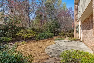 2044 Gramercy Circle, Atlanta, GA 30341 - Photo 33