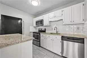 4018 Woodridge Way, Tucker, GA 30084 - Photo 11