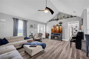 369 Kay Dr, Winder, GA 30680 - Photo 5