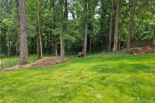 6252 Brightwell Pl SE, Acworth, GA 30102 - Photo 13