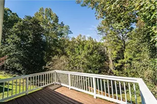 5205 Corinth Cir, Stone Mountain, GA 30087 - Photo 13