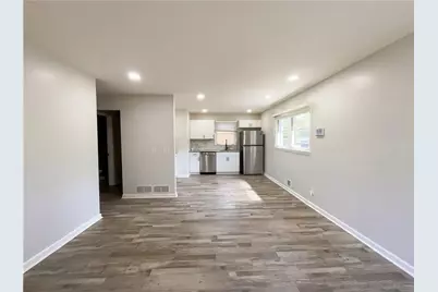 711 Cedar Avenue NW, Atlanta, GA 30318 - Photo 3