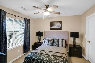 2437 Charleston Pointe Court SE, Atlanta, GA 30316 - Photo 7