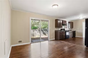 2613 Mural Dr, Atlanta, GA 30341 - Photo 15