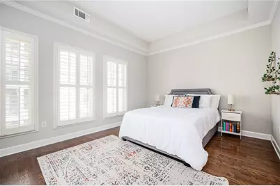 710 Cosmopolitan Drive NE, Atlanta, GA 30324 - Photo 17