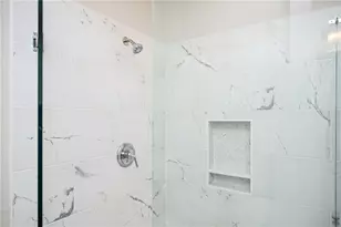 710 Cosmopolitan Dr NE, Atlanta, GA 30324 - Photo 21