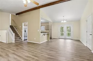 3071 Eastland Way, Snellville, GA 30078 - Photo 9