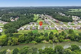 109 River Walk Pkwy, Euharlee, GA 30145 - Photo 9