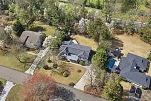 415 Saddle Creek Cir, Roswell, GA 30076 - Photo 3