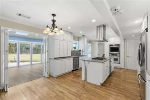 415 Saddle Creek Cir, Roswell, GA 30076 - Photo 17
