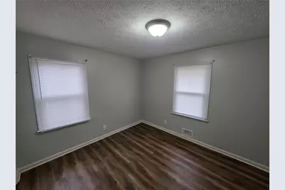 724 Country Club Dr, Monroe, GA 30655 - Photo 11