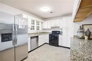 503 Azalea Ct, Woodstock, GA 30188 - Photo 9