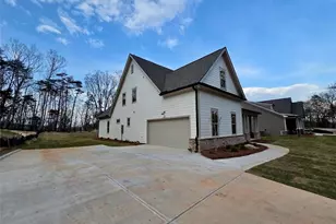 172 Cherokee Dr S, Waleska, GA 30183 - Photo 3