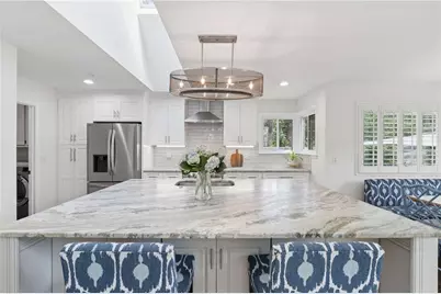 10045 Bankside Drive, Roswell, GA 30076 - Photo 17